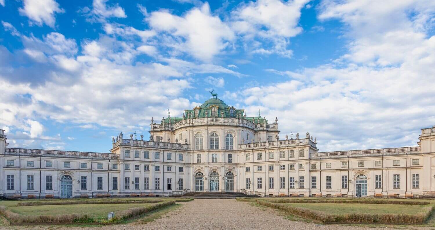 Schloss Stupinigi in Perspektive im Piemont.