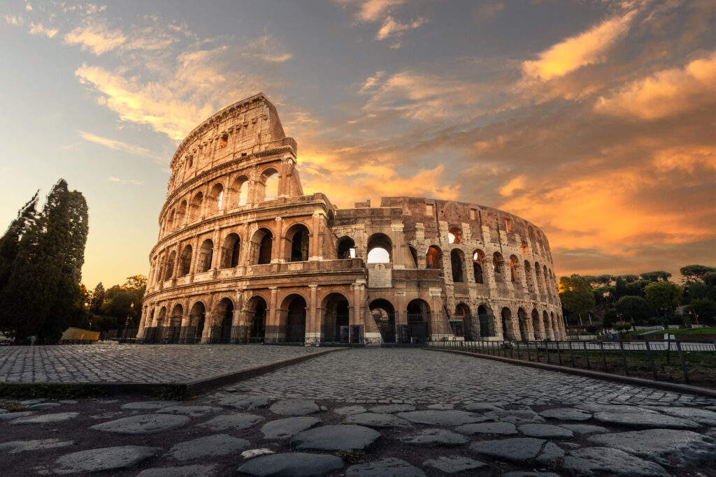 view of the colosseo romano (roman coliseum) in roma, lazio, ita
